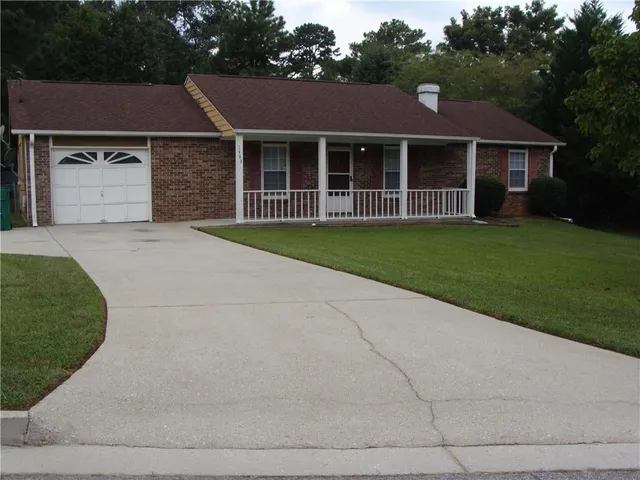 $2,150 | 3483 Fannin Drive, Lithonia, GA 30038