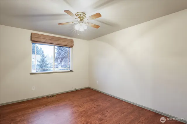 $499,000 | 7529 Bridge Place Northeast, Bremerton, WA 98311