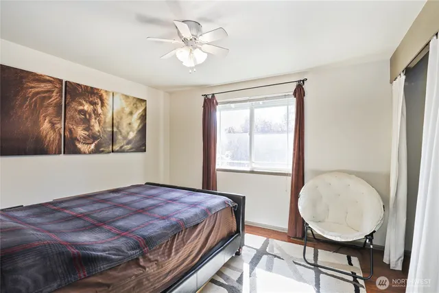 $499,000 | 7529 Bridge Place Northeast, Bremerton, WA 98311