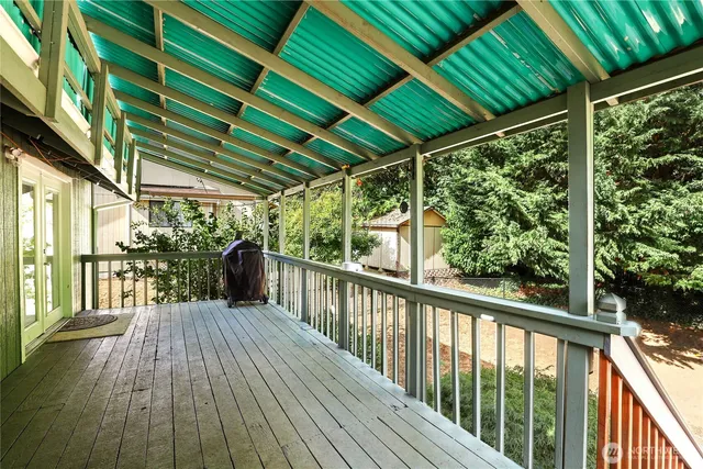 $499,000 | 7529 Bridge Place Northeast, Bremerton, WA 98311