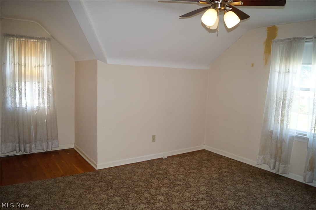 1479 Sheffield Road Cleveland, OH 44121 - Photo 29 of 35