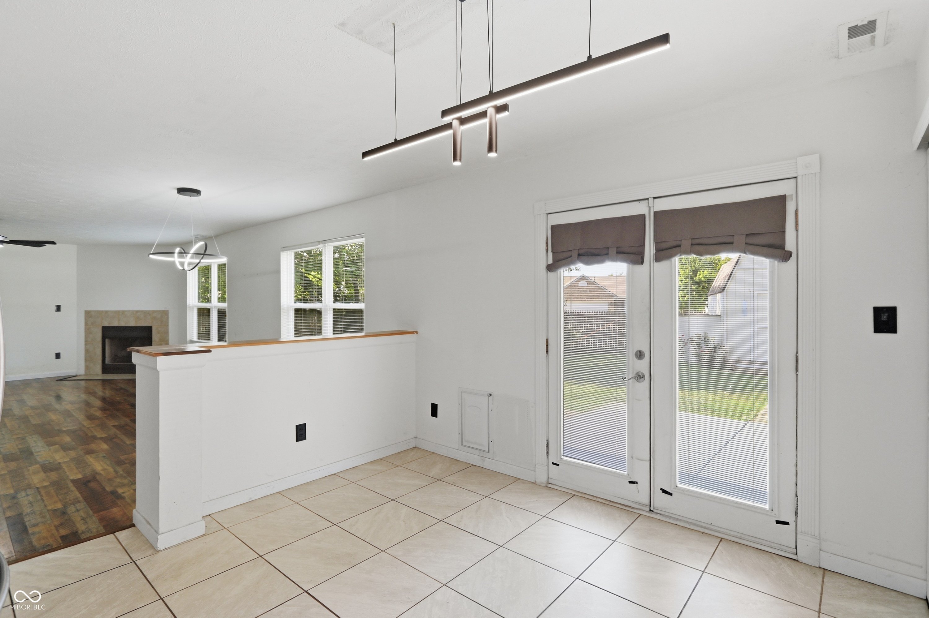1124 Pebble Court Anderson, IN 46013 - Photo 15 of 32
