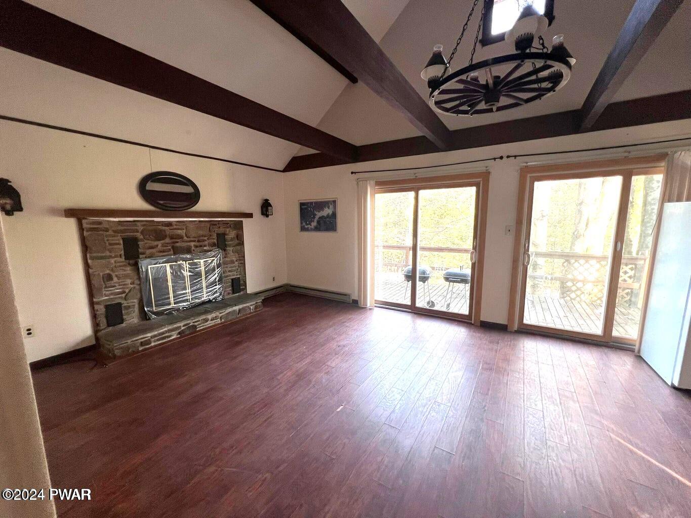 1053 Ledgedale Road Lake Ariel, PA 18436 - Photo 8 of 43 4-Liing space main floor