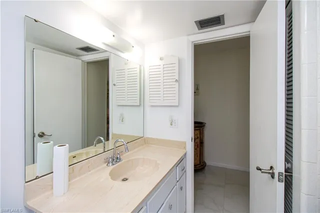 $4,000 | 239 Palm Drive, Unit 2, Naples, FL 34112