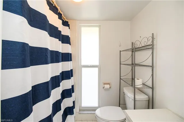 $4,000 | 239 Palm Drive, Unit 2, Naples, FL 34112