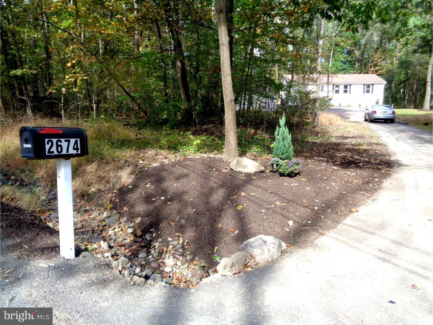 2674 Upper Ridge Road Pennsburg, PA 18073 - Photo 1 of 25 Driveway