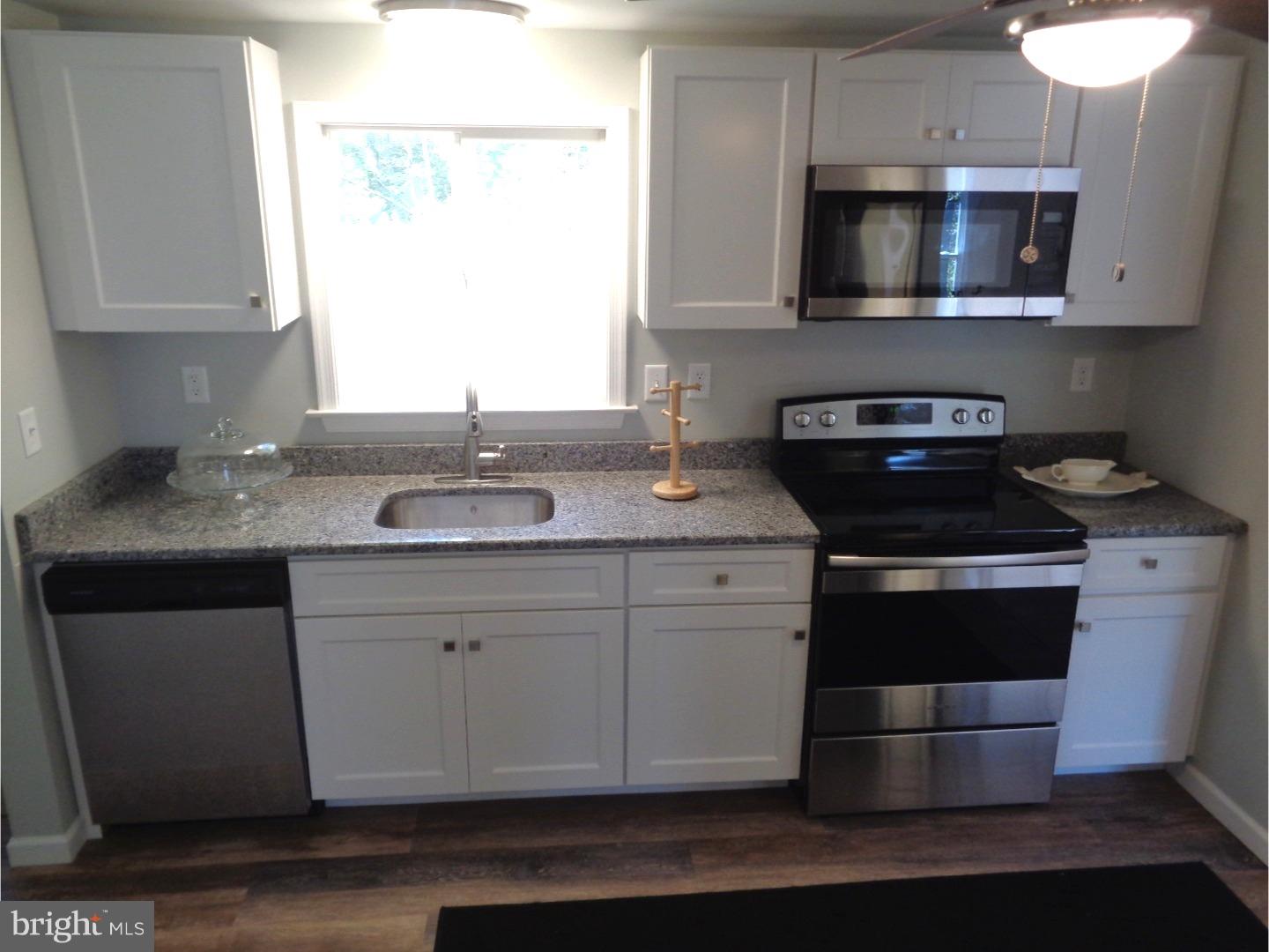 2674 Upper Ridge Road Pennsburg, PA 18073 - Photo 5 of 25 Kitchen