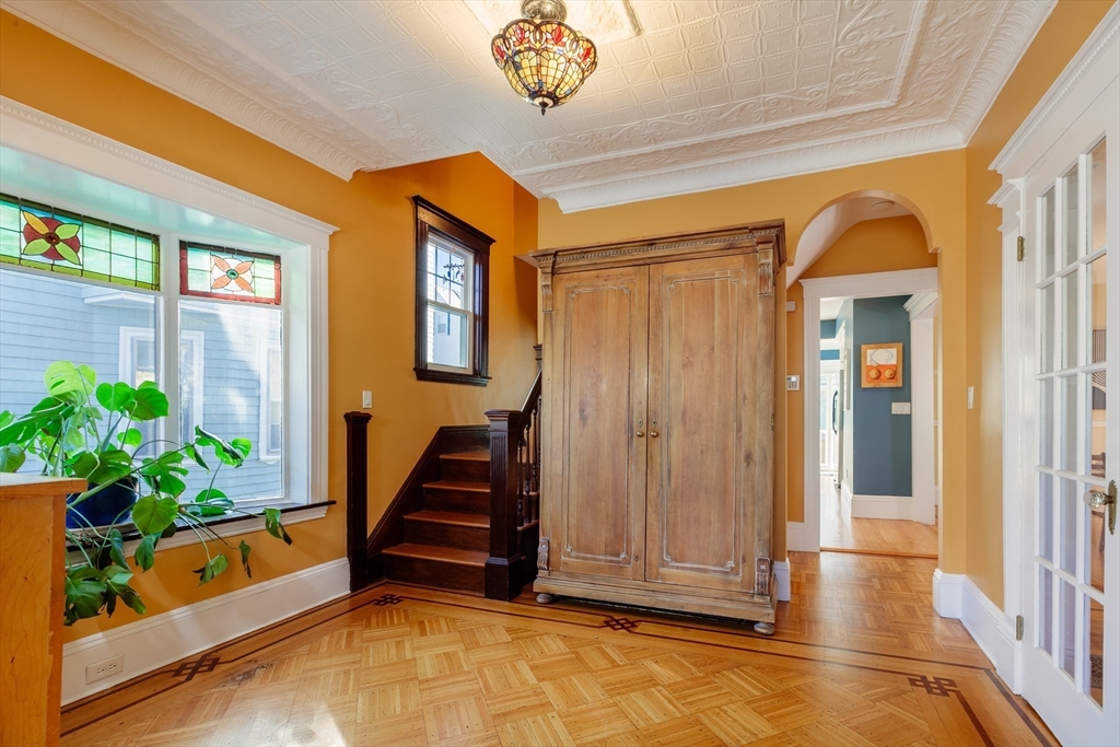 61 Highland Road Somerville, MA 02144 - Photo 5 of 42 Gallery Image 5