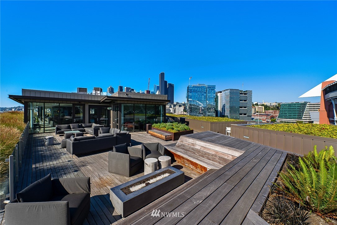 590 1st Avenue South, Unit 1007 Seattle, WA 98104 - Photo 21 of 39