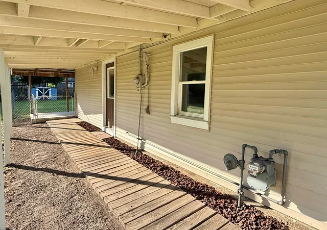 $99,000 | 2030 Gorton Street, Beloit, WI 53511