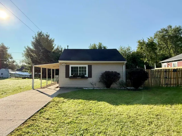 $99,000 | 2030 Gorton Street, Beloit, WI 53511