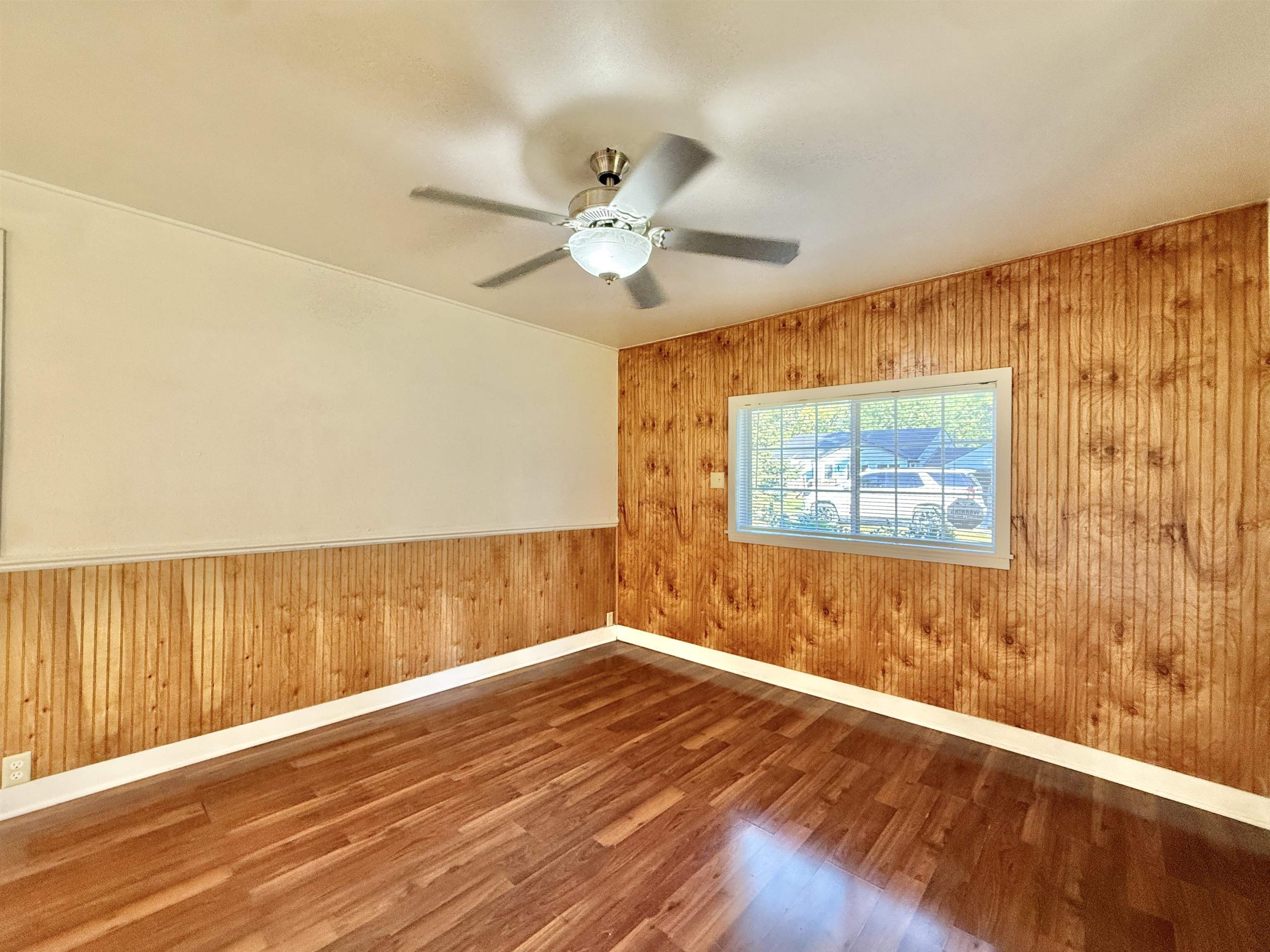 2030 Gorton Street Beloit, WI 53511 - Photo 4 of 21