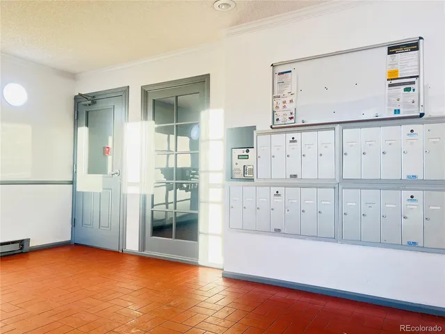 $2,200 | 15911 East Dakota Place, Unit 301, Aurora, CO 80017