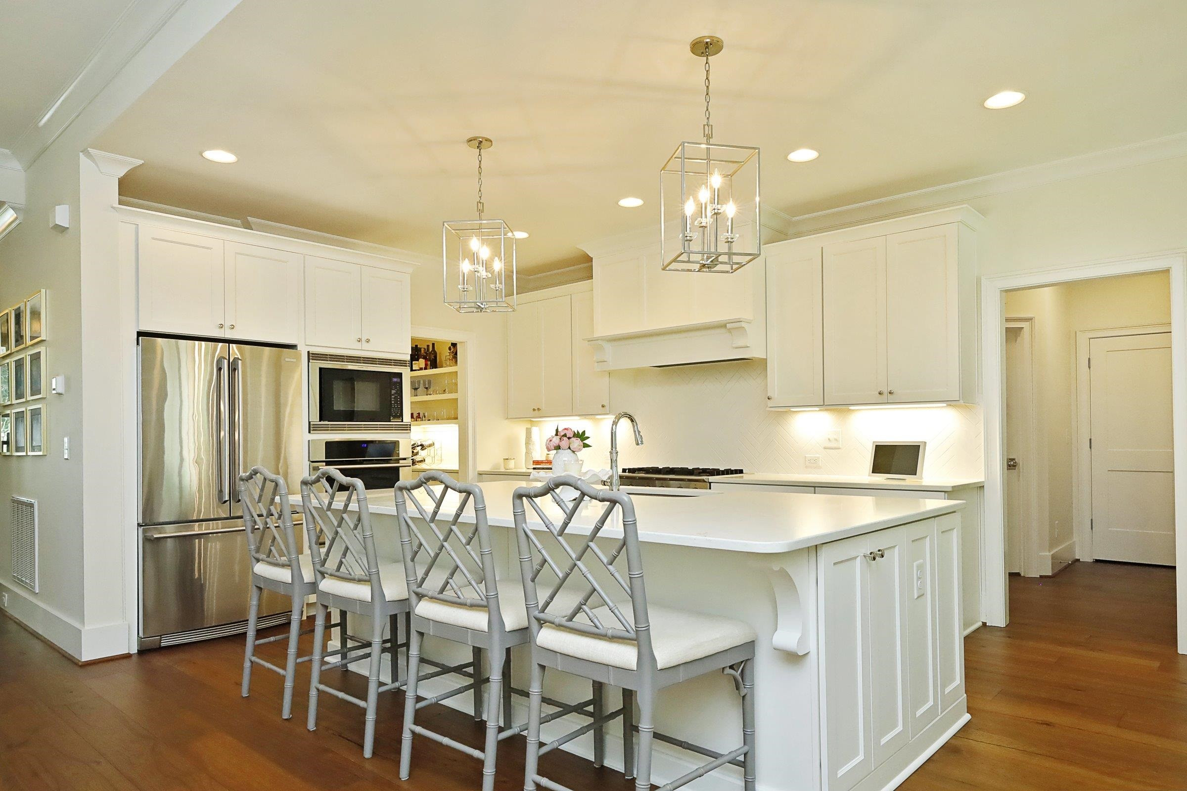 5405 Crestview Road Raleigh, NC 27609 - Photo 4 of 48 Photo 4