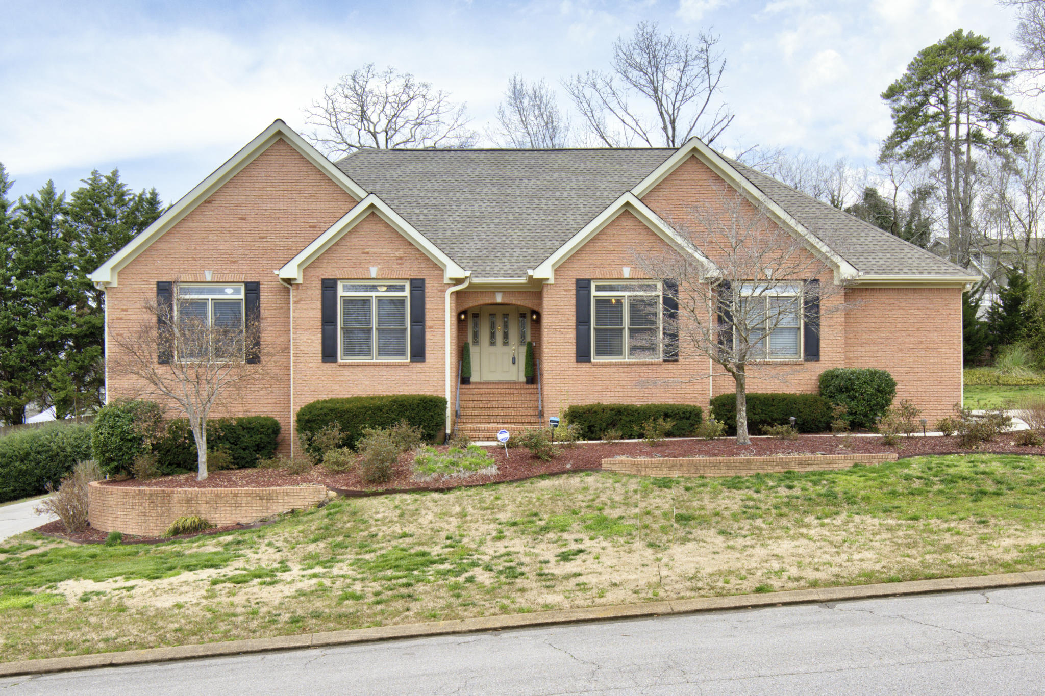 9335 Shadow Point Circle Chattanooga, TN 37421 - Photo 3 of 62 9335 Shadow Point Cir. 2