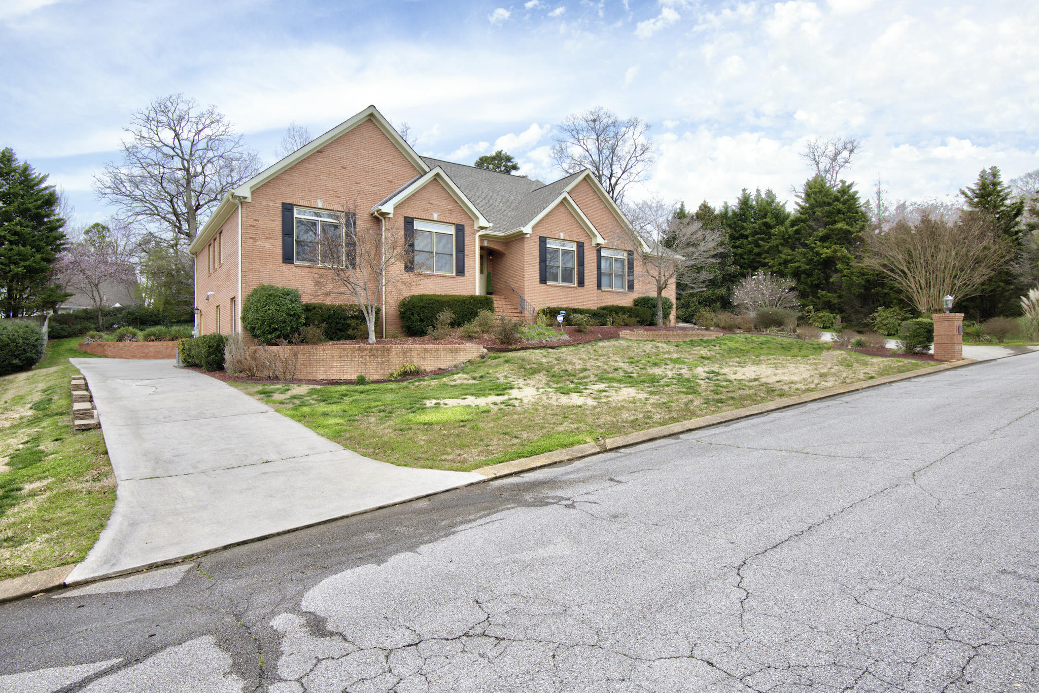9335 Shadow Point Circle Chattanooga, TN 37421 - Photo 4 of 62 9335 Shadow Point Cir. 3