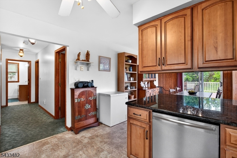 127 Hillcrest Road Flemington, NJ 08822 - Photo 20 of 38