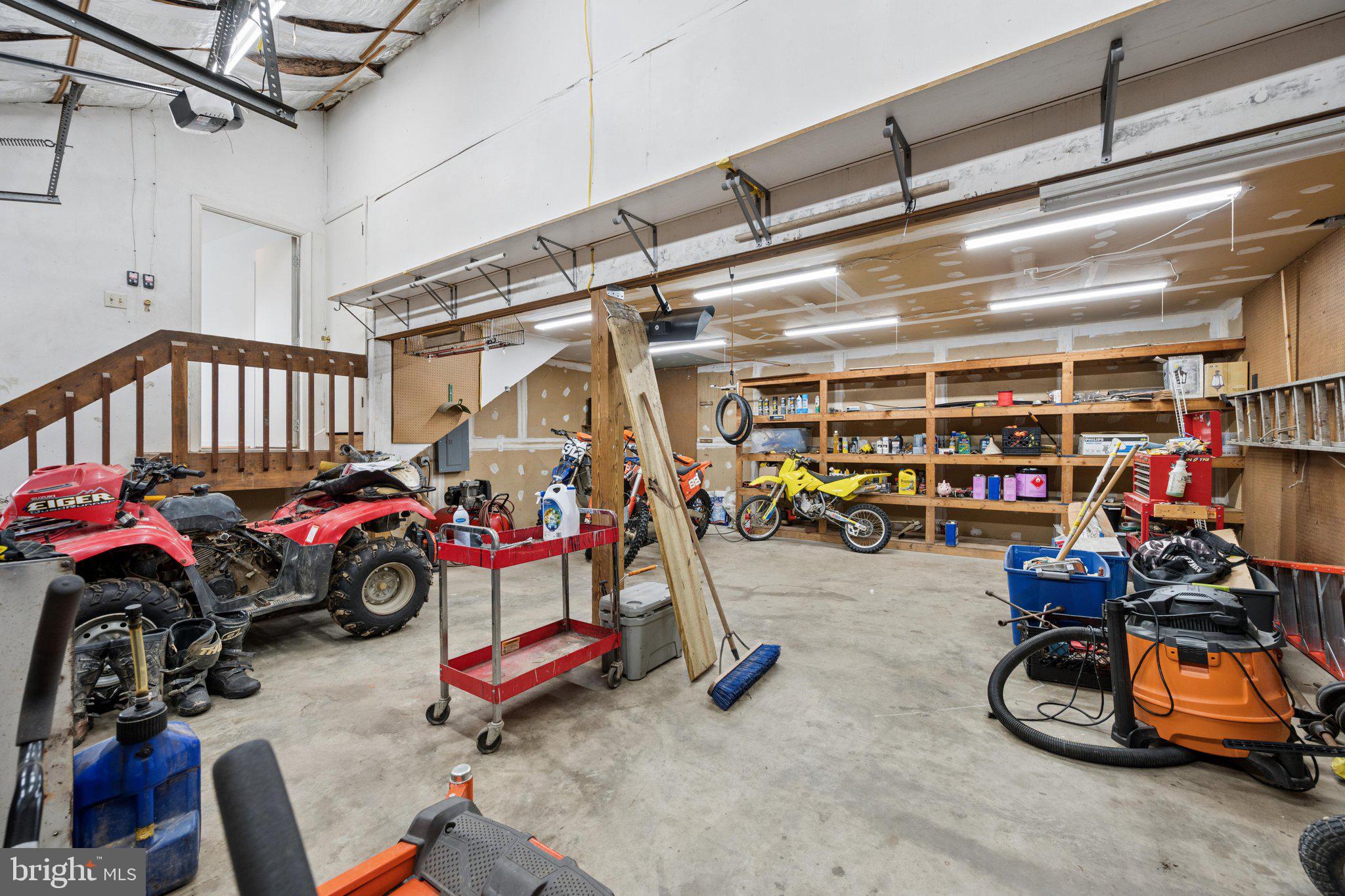 8328 Gue Road Damascus, MD 20872 - Photo 52 of 100 Garage