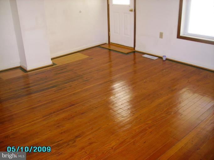 3791 Houston Branch Road Federalsburg, MD 21632 - Photo 4 of 5 Living Room