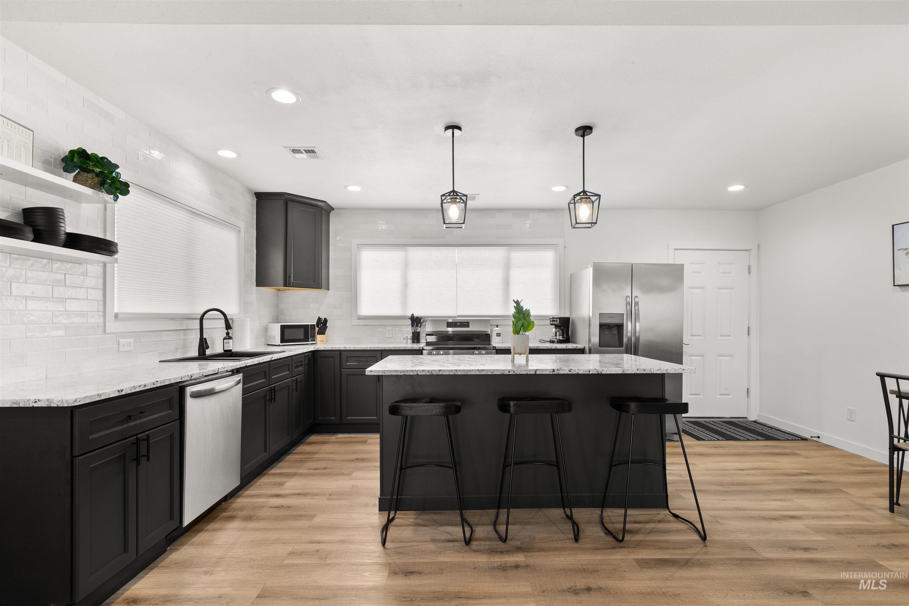 724 13th Avenue Lewiston, ID 83501 - Photo 8 of 25