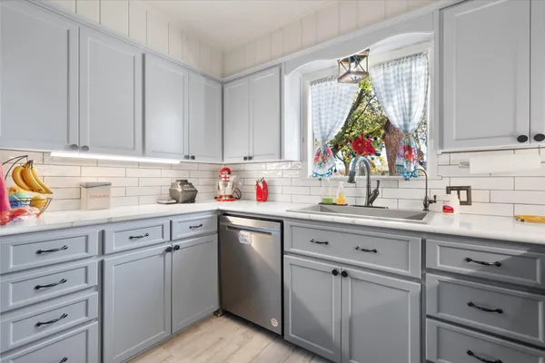 $251,900 | 1106 East Tate Street, Brownfield, TX 79316