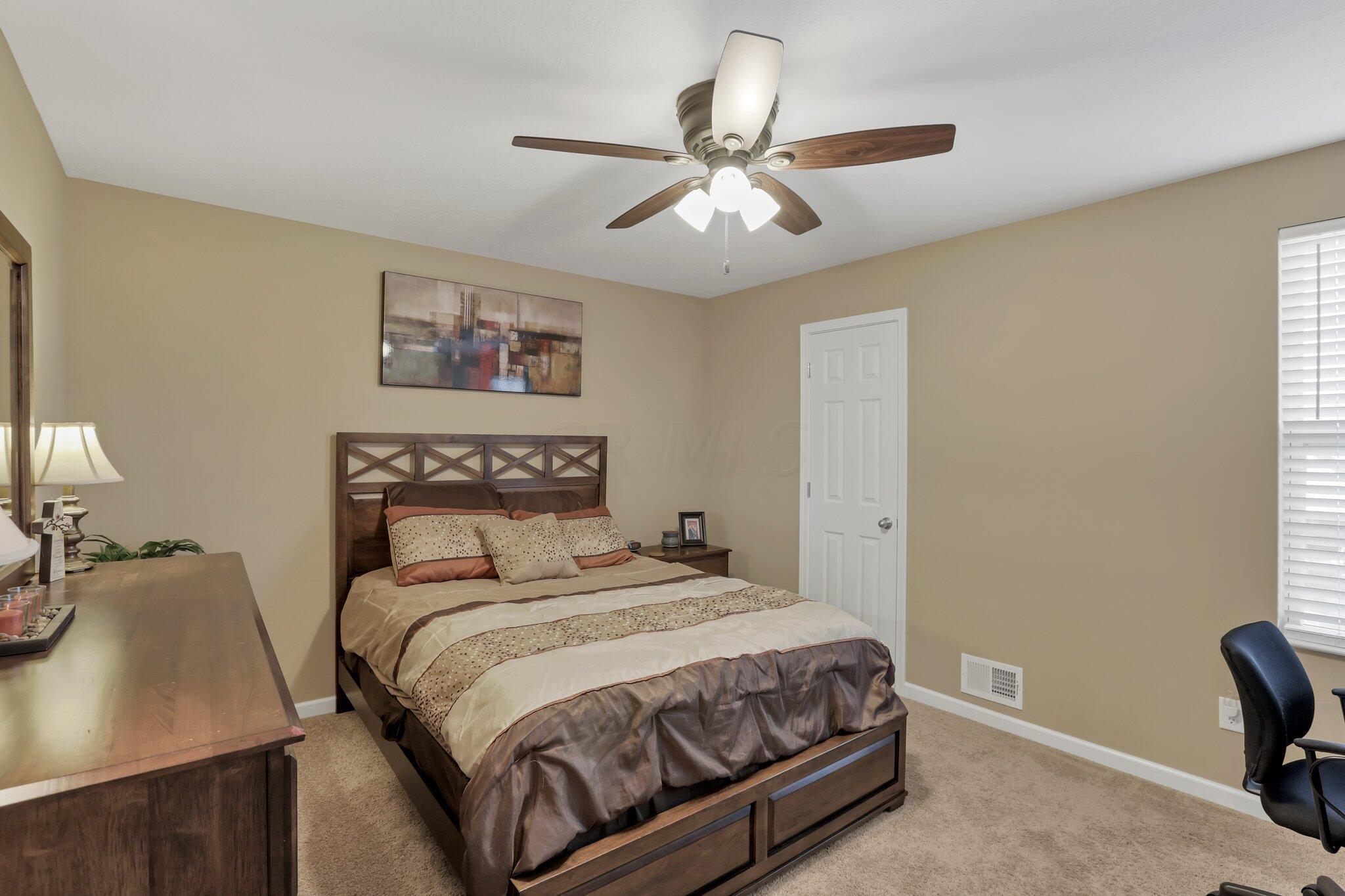 2556 Ridgeway Avenue Lancaster, OH 43130 - Photo 35 of 85 2nd Bedroom
