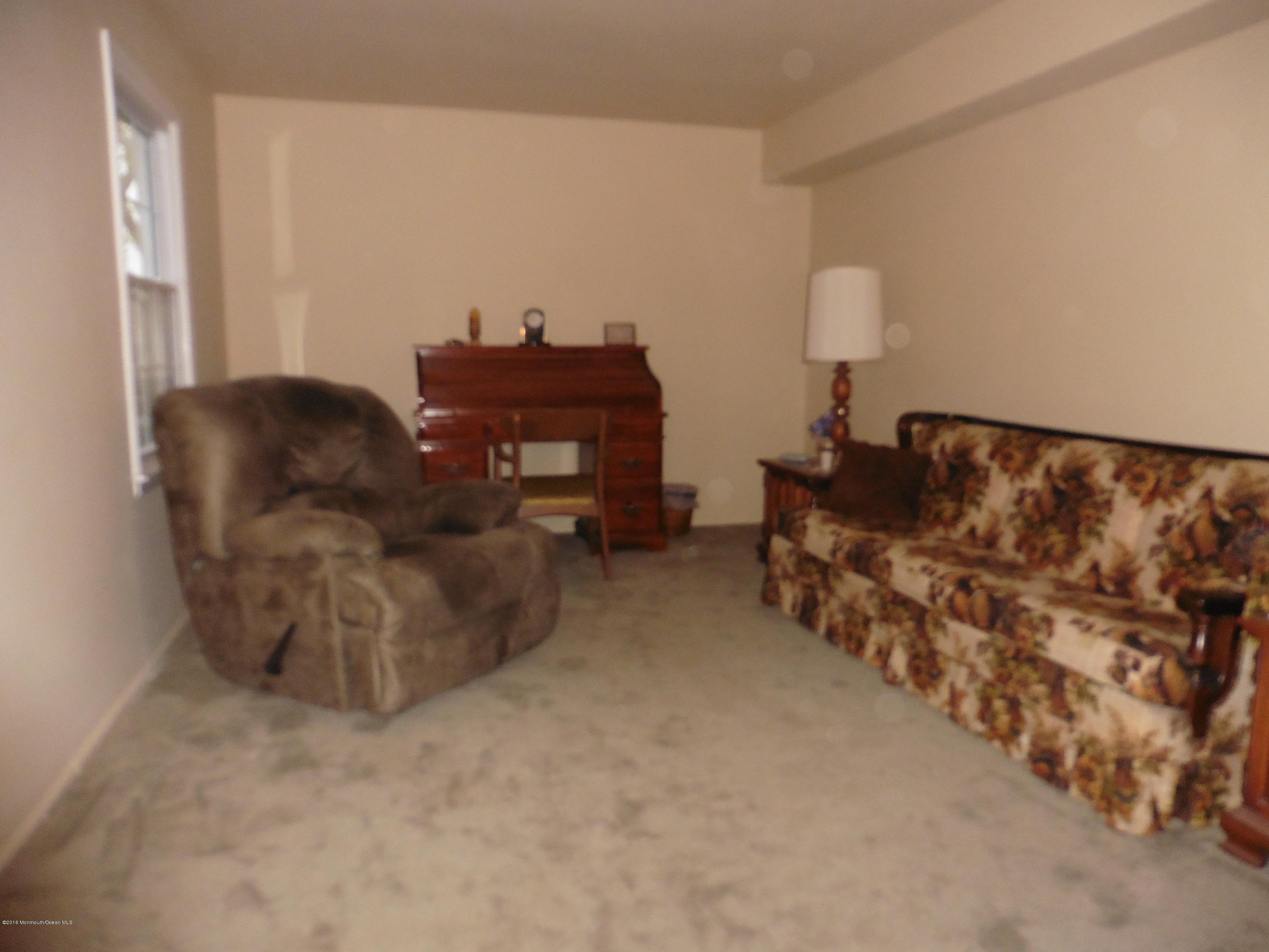 697 Millbrook Road Brick, NJ 08724 - Photo 15 of 22 P1010584