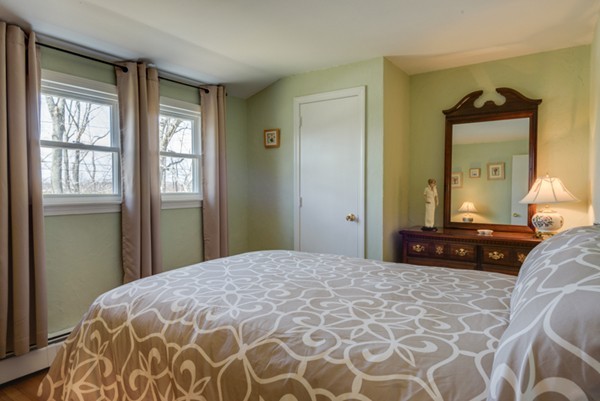 28 Baldpate Road Georgetown, MA 01833 - Photo 12 of 25