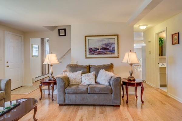 28 Baldpate Road Georgetown, MA 01833 - Photo 5 of 25