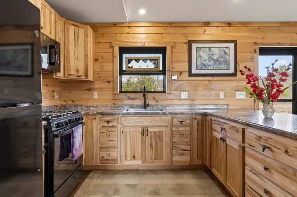 $449,000 | 32 Sandy Ridge Lane, Searsport, ME 04974