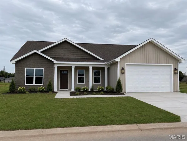 $239,900 | 810 Bollweevil Boulevard, Sikeston, MO 63801