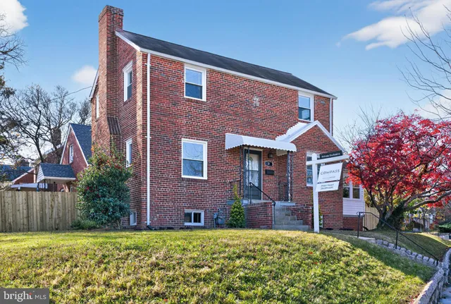 $595,000 | 31 McDonald Place Northeast, Washington, DC 20011