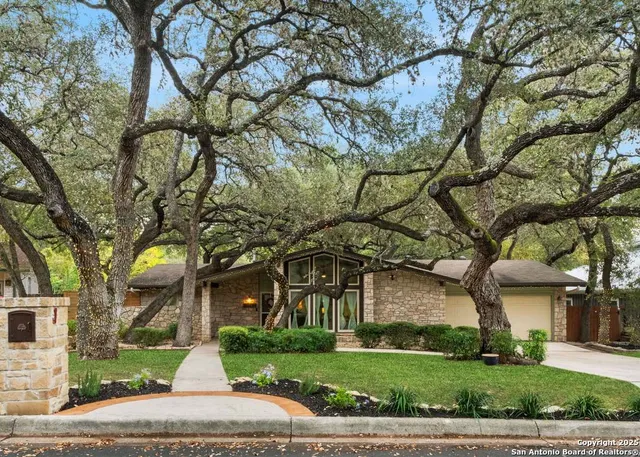 $1,750 | 10922 Whispering Wind Street, San Antonio, TX 78230