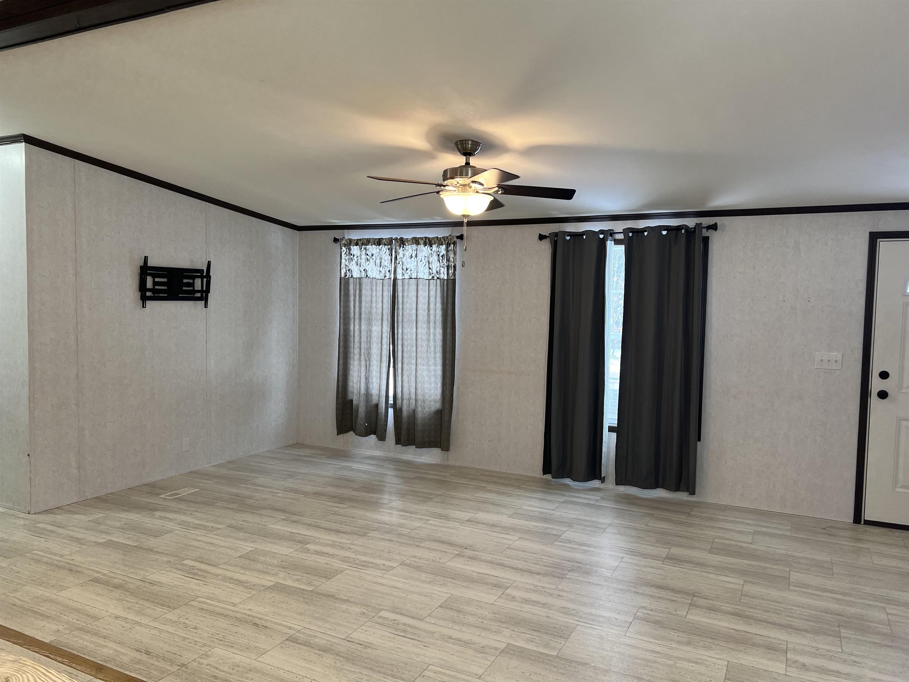 5 Aspen Road Tilton, NH 03276 - Photo 3 of 31 Gallery Image 3