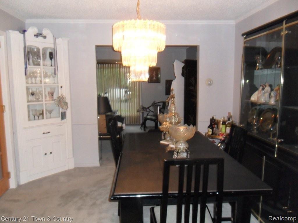 17144 Huntington Road Detroit, MI 48219 - Photo 19 of 57 Dining Room 2.JPG