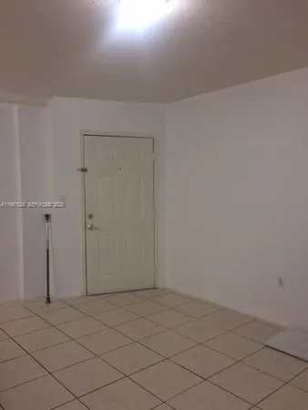 $2,050 | 437 Southwest 7th Street, Unit 308, Miami, FL 33130