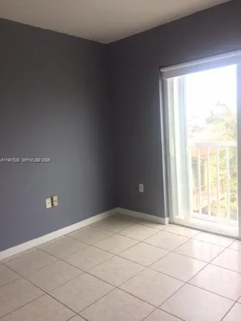 $2,050 | 437 Southwest 7th Street, Unit 308, Miami, FL 33130