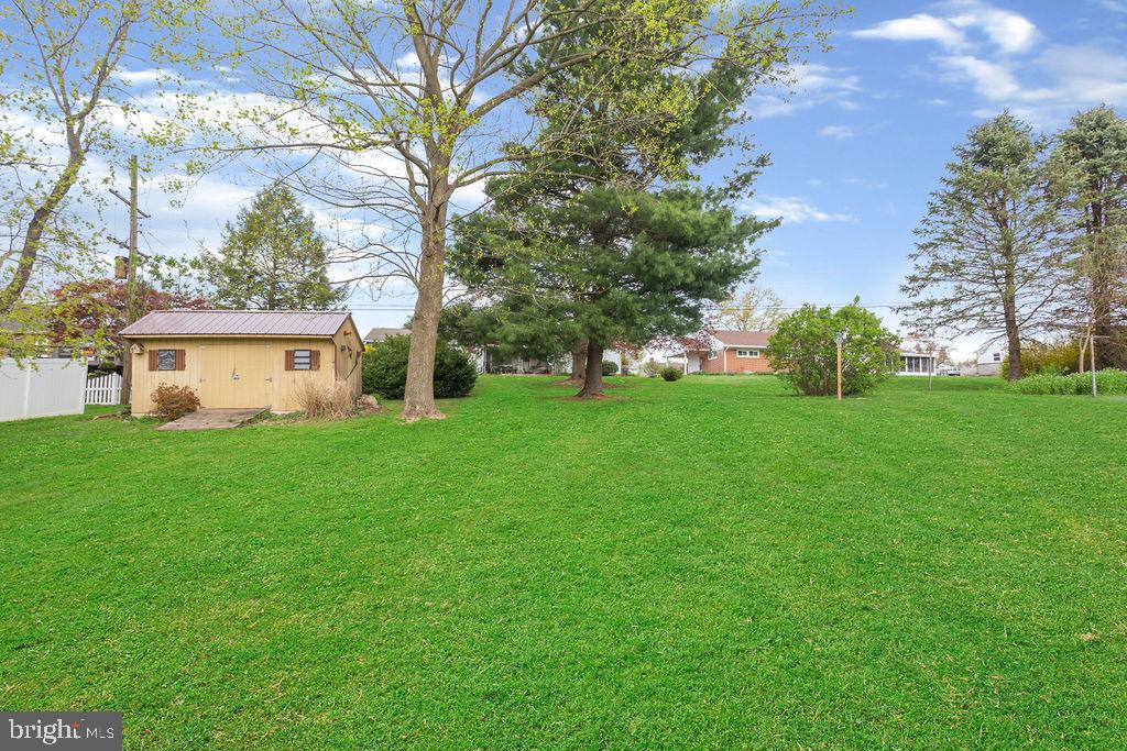 409 Bellevue Road Red Lion, PA 17356 - Photo 25 of 28 Gallery Image 25