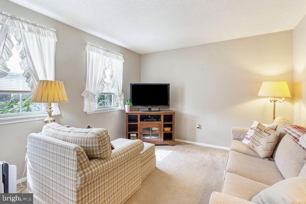 409 Bellevue Road Red Lion, PA 17356 - Photo 4 of 28 Gallery Image 4