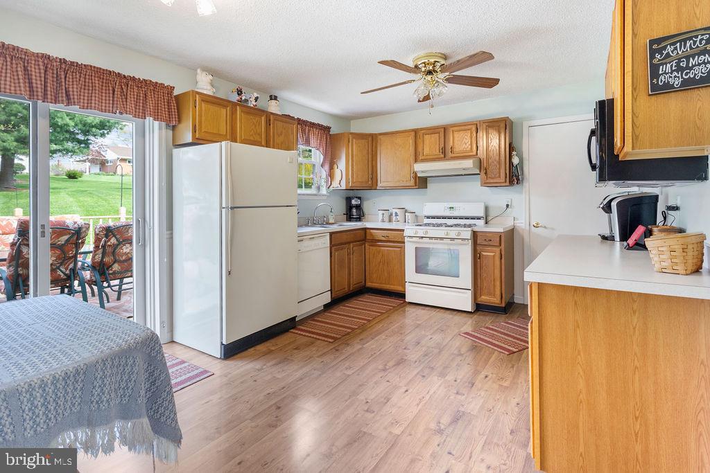 409 Bellevue Road Red Lion, PA 17356 - Photo 9 of 28 Gallery Image 9