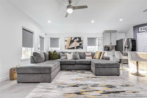 $2,400 | 29534 Wilkerson Lane, Katy, TX 77494