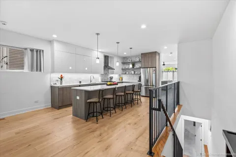 $629,000 | 824 South Bell Avenue, Unit 1, Chicago, IL 60612