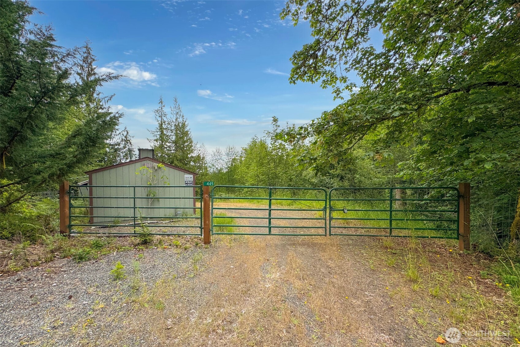 445 Watershed Road Port Angeles, WA 98362 - Photo 4 of 38 Gallery Image 4