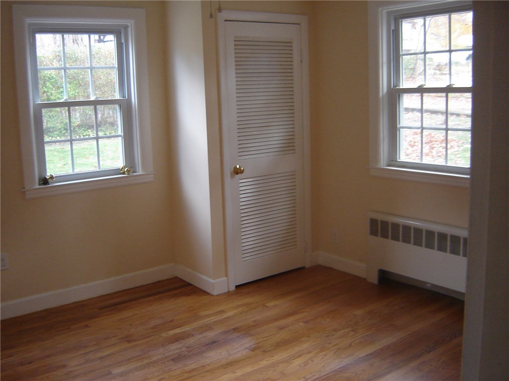 86 Winterberry Road Narragansett, RI 02874 - Photo 11 of 16 Gallery Image 11