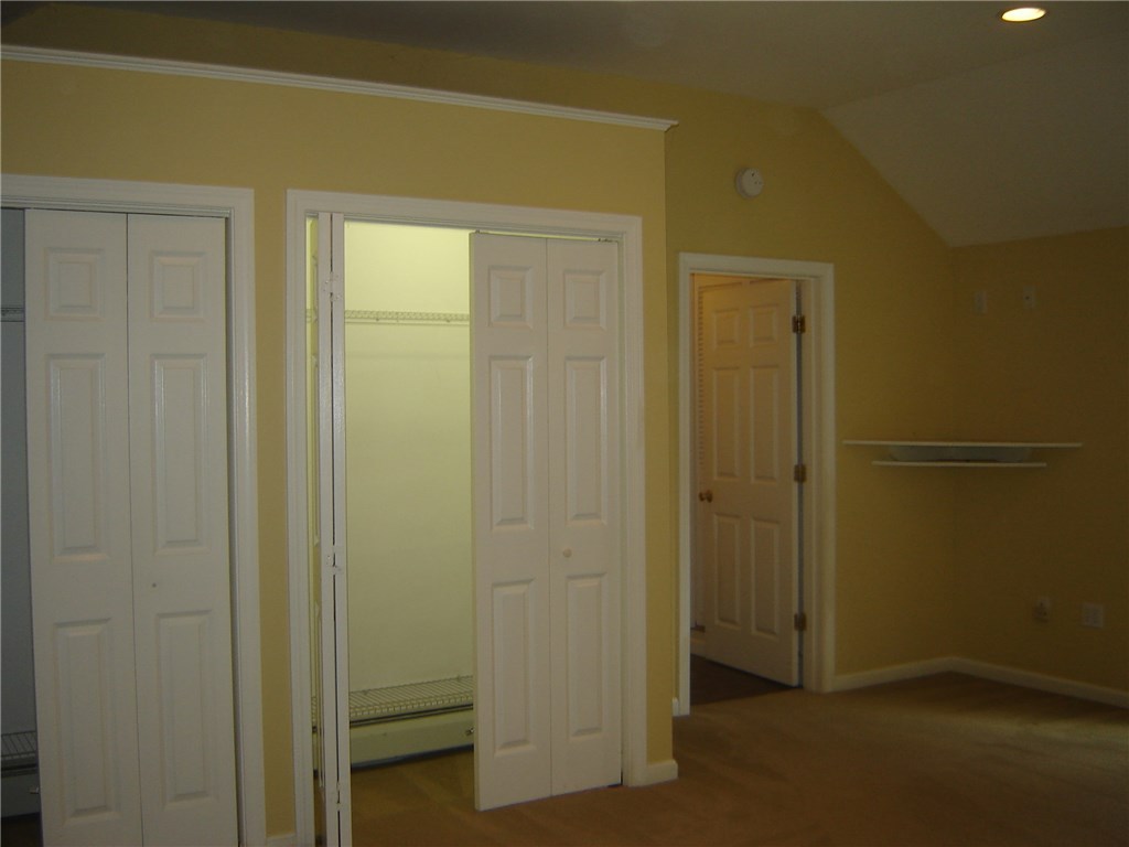 86 Winterberry Road Narragansett, RI 02874 - Photo 8 of 16 Gallery Image 8