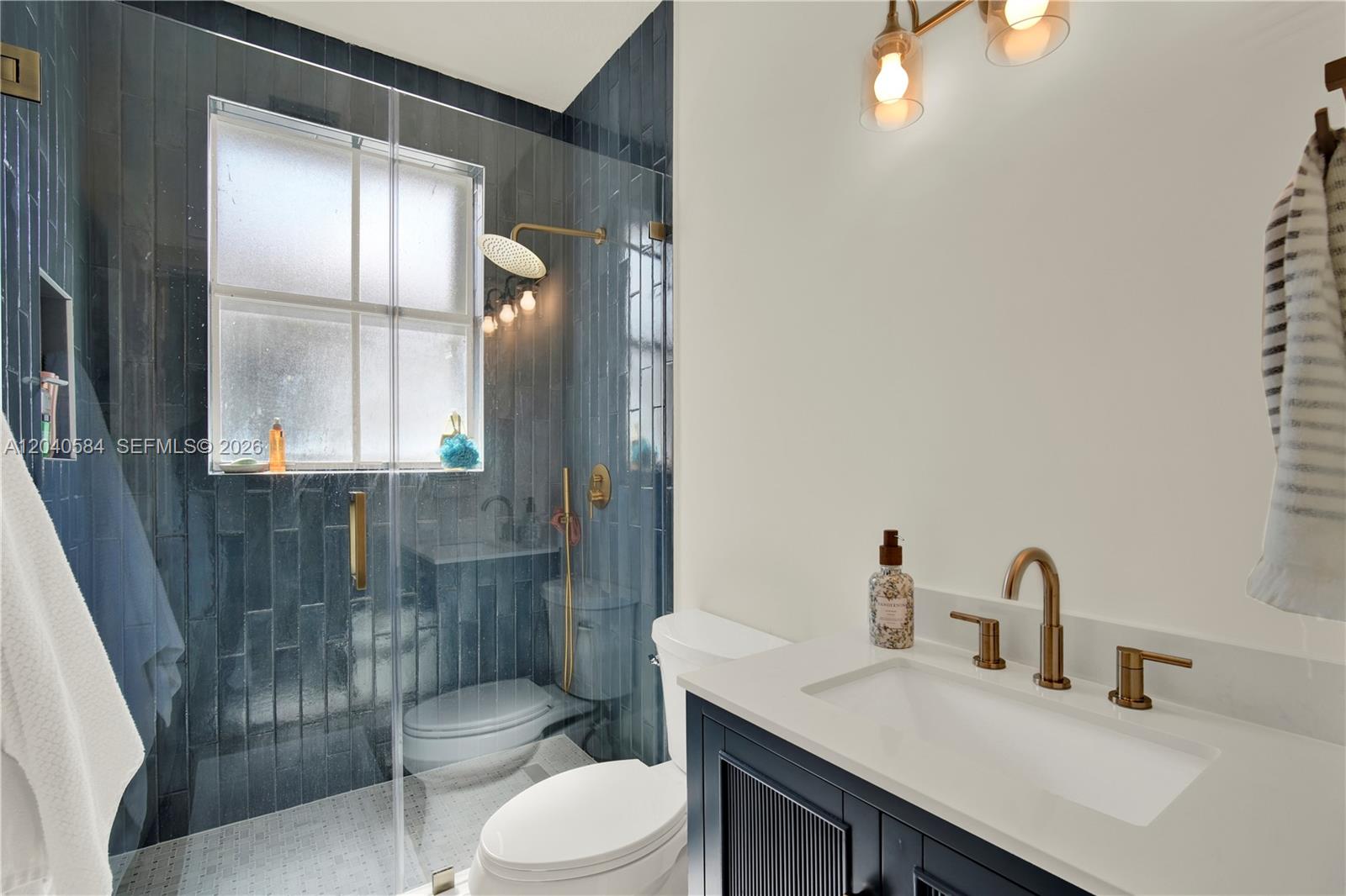 11921 Southwest 126th Terrace Miami, FL 33186 - Photo 45 of 50 Bathroom 4