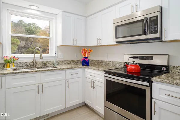 $636,000 | 2125 Old Oxford Road East, Unit A/B, Chapel Hill, NC 27514
