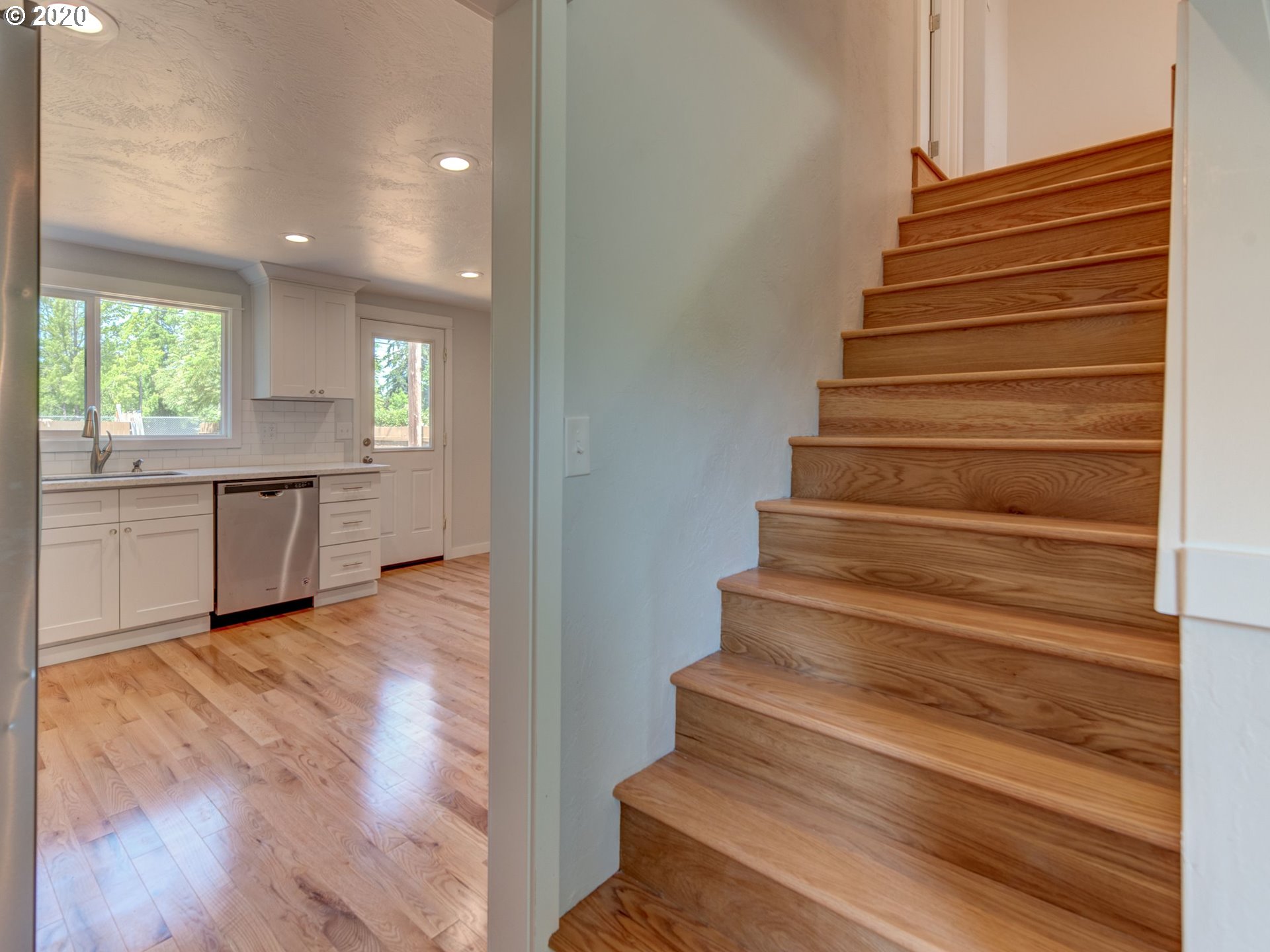 614 G Street Springfield, OR 97477 - Photo 7 of 22