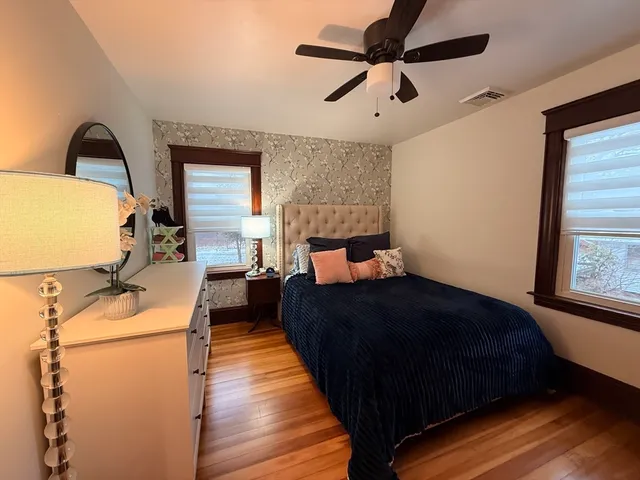 $2,350 | 127 Eldridge Street, Unit 2, Taunton, MA 02780