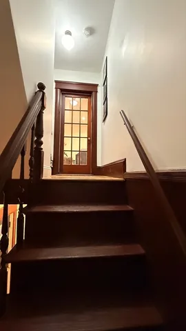 $2,350 | 127 Eldridge Street, Unit 2, Taunton, MA 02780